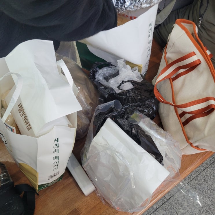  목포여행: P 3명의 1박 2일 뚜벅이 여행!/ 1인분 시키면 그냥 2인분줌