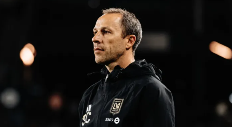  LAFC 감독이 바뀐다: 2025 시즌을 앞두고 뜨거운 변화의 시작