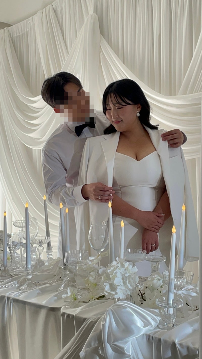 귀여운 청첩장을 제작했어요 💌 두 분의 시작을 함께 축하하며, 행복이 가득한 앞날을 응원합니다. 💐 결혼 축하드립니다 🕊️✨  #결혼축하 #청첩장 #웨딩 #신혼 #웨딩감성 #웨딩데이 #두근두근 #사랑가득 #하객선물 #행복한결혼 #웨딩셀럽, image size:800x1422