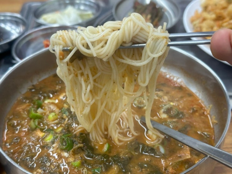 광장시장 혼밥 맛집 동강어탕국수 효능 메뉴 주차
