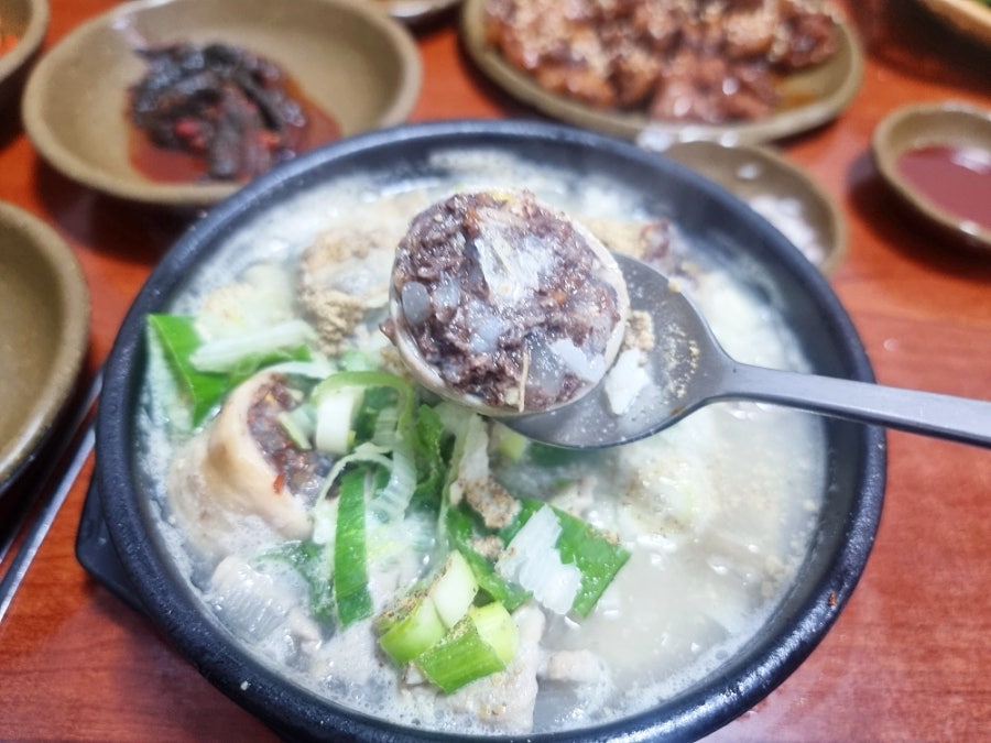 상무암뽕순대국 본점 사진 4