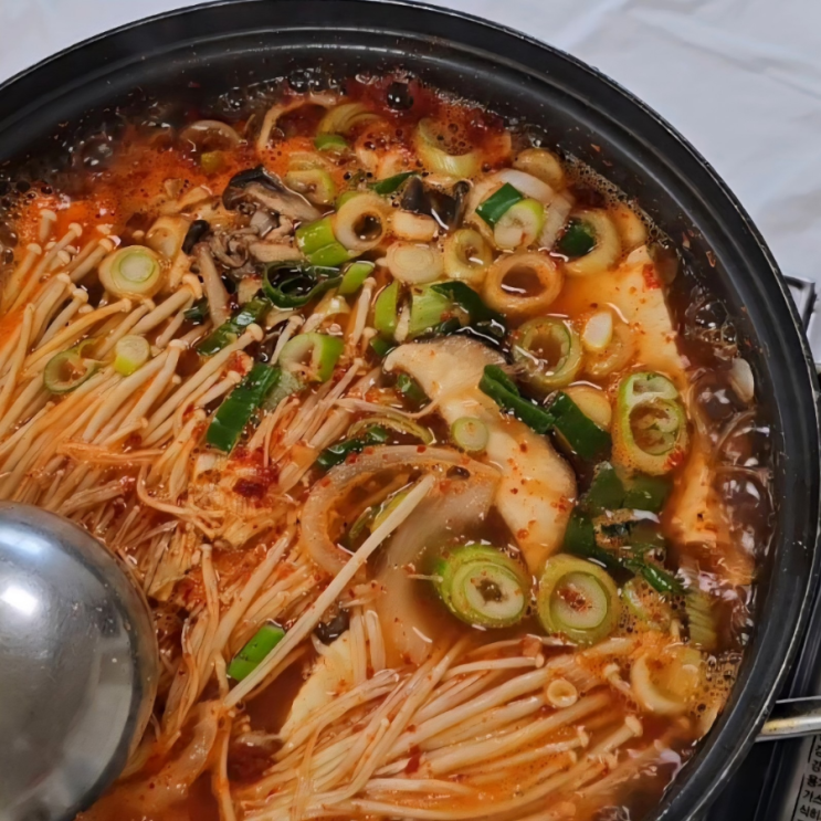  철원 주상절리 맛집 농가 두부찌개 비빔밥 후기