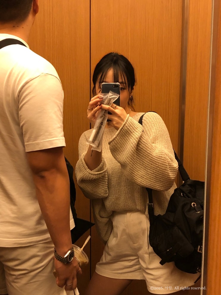  프라다 백팩 스몰 후기 - 오사카 한큐 우메다 득템 착용샷 및 디테일 리뷰