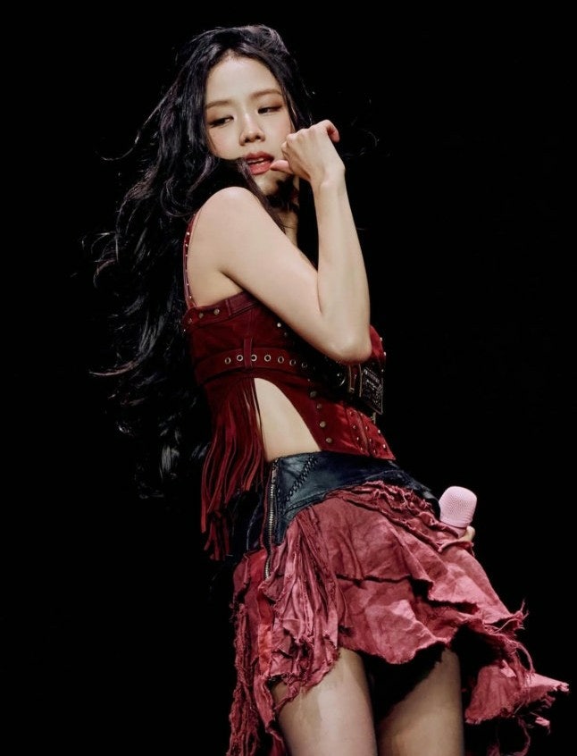 블핑 지수, 우월한 미모 감탄 6억 몸값 지수, 무대 섹시미 블랙핑크 모태 미녀 인정 어린 시절....