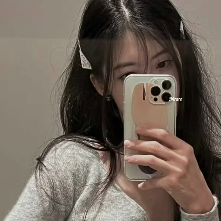 명품 프라다 헤어핀 헤어클립 착샷, 코디 TIP