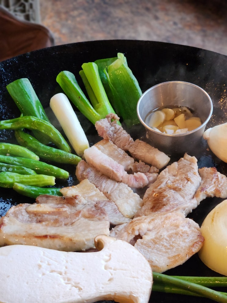  인천대공원 맛집 만의골 인더캠핑 애견동반 고기집