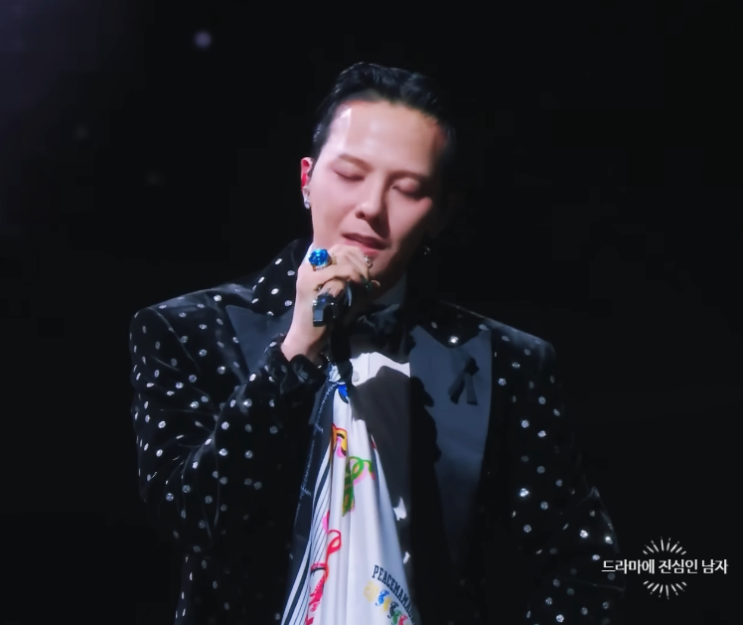 <b>지드래곤</b> 마마 <b>라이브</b> 무대 <b>논란</b> 대상 수상 셀프 혹평 총정리... 