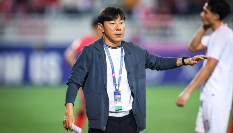 <b>신태용</b> 감독, <b>폭행 논란</b>의 진실과 선수들의 고백