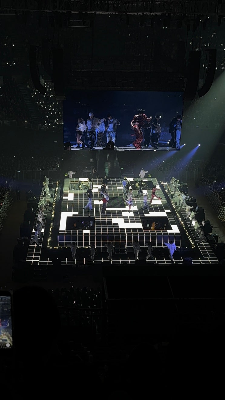 <b>우즈</b> index_00 <b>단독 콘서트</b>