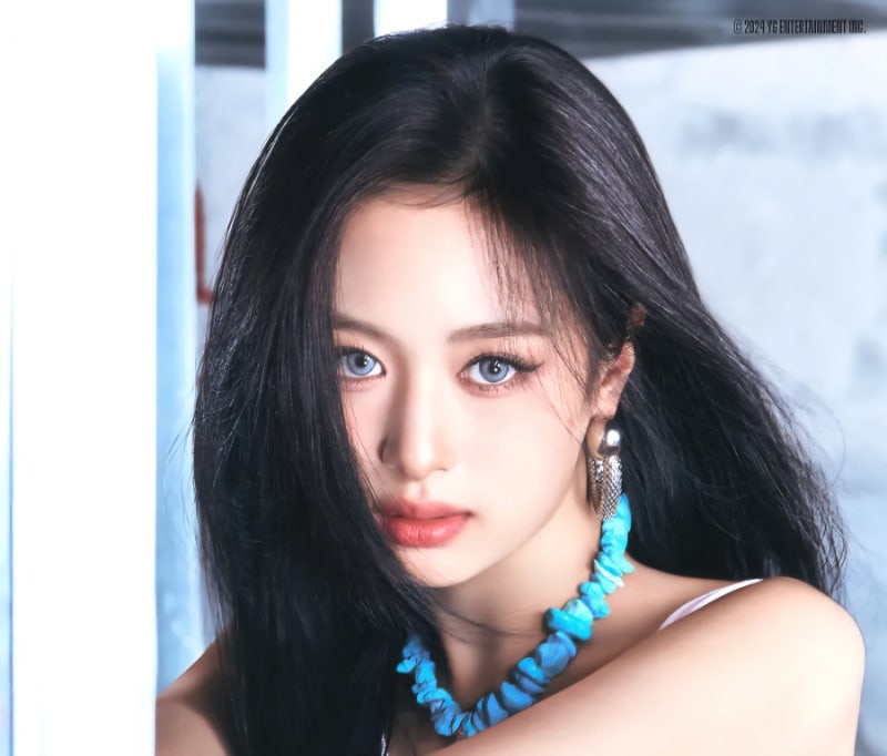 [BABYMONSTER] 아현 (AHYEON): 나이, 키, 인스타까지! '육각형 올라운더' 프로필 총정리