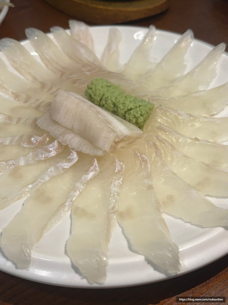  신사동 회 맛집 응수수산 광어 세꼬시 가로수길 모임장소