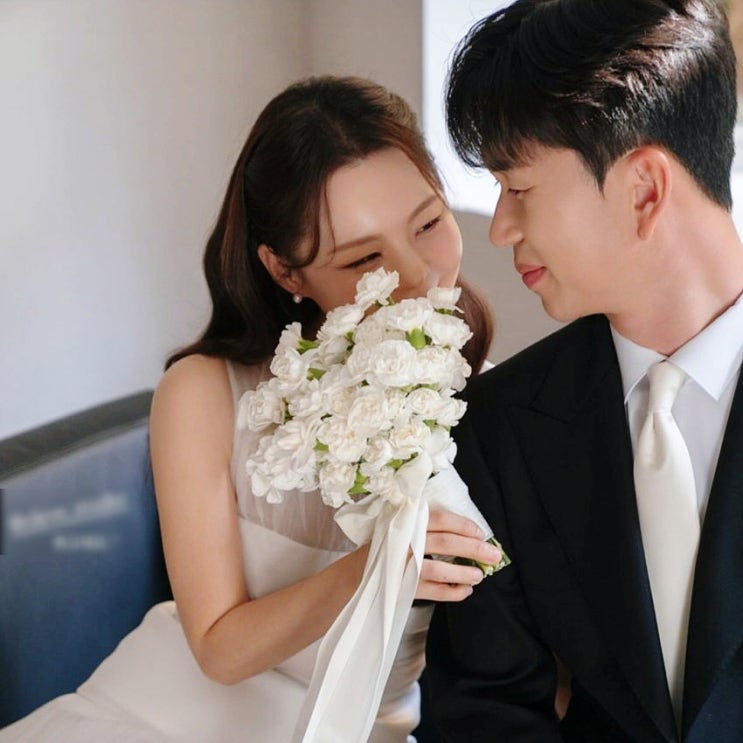  왜 이렇게 급해? 청첩장 공개한 나는솔로 28기 영철 영자 연애 예능