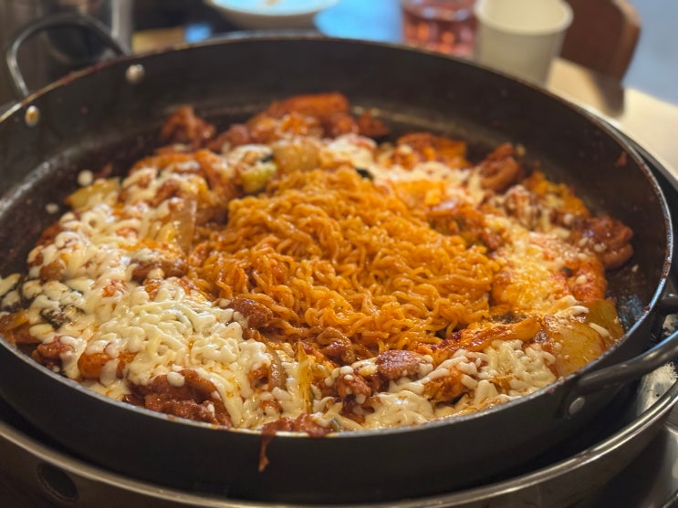  사당역 찐 맛집 ‘계탄언니’ 치즈 닭갈비 후기