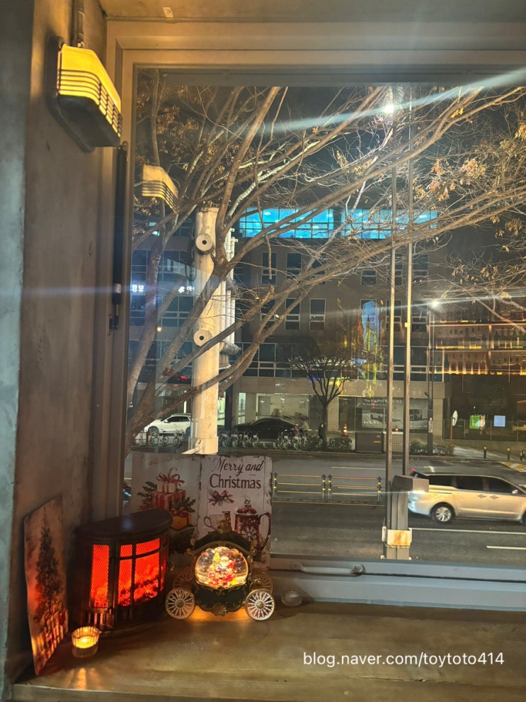  사당역 브런치카페 쁠랑떼에서 와인 마신 후기