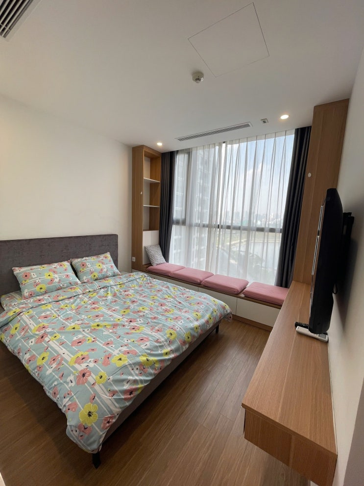  하노이 스카이레이크 S3 3룸 풀옵션 호수전망 $1600 105m2 좋은 아파트 임대 알려드립니다 ( VINHOMES SKYLAKE)