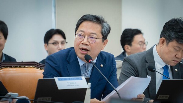  [긴급 진단] 쿠팡 3000만 건 개인정보 유출… 국회 "과징금 상향 법개정 추진"