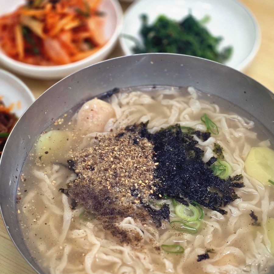 원문손칼국수 사진 1
