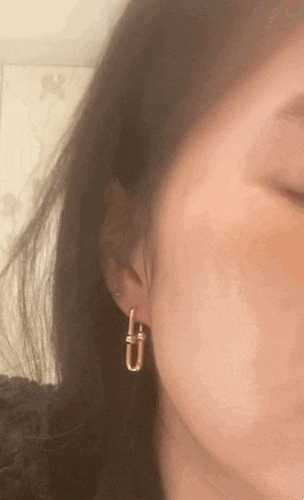 티파니 하드웨어 마이크로 네크리스 하드웨어링크 이어링 착용 추천