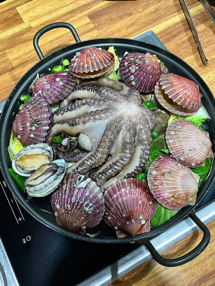  중랑역 맛집 추천 신선한 해물이 가득한 동해통문어칼국수 중랑역점