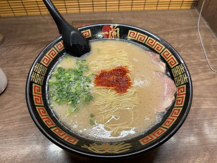  [오사카] 2일차_텐노지 크로와상, 까눌레, 돈까츠샌드, GU, 디즈니스토어, 이치란