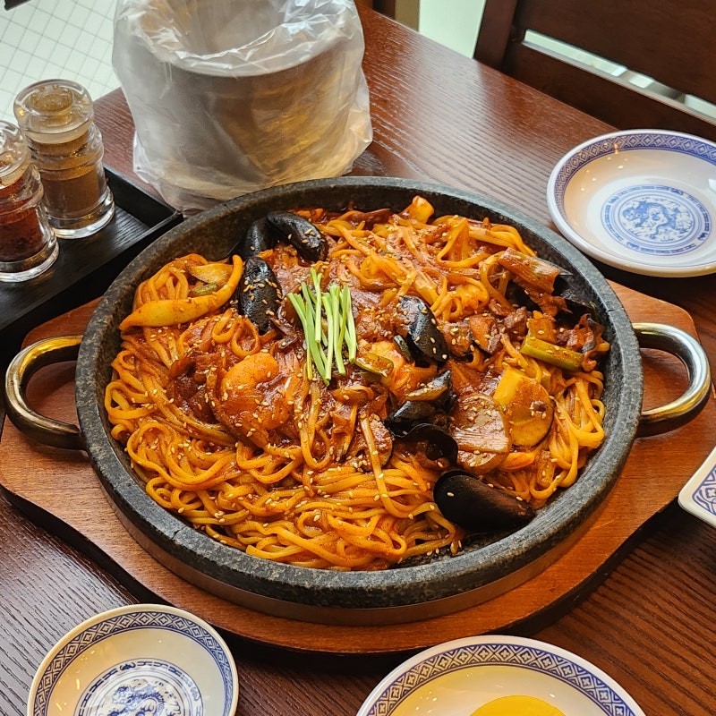 토박이가 추천하는 보증 된 맛집! 강릉 교동 맛집 래원 택지점