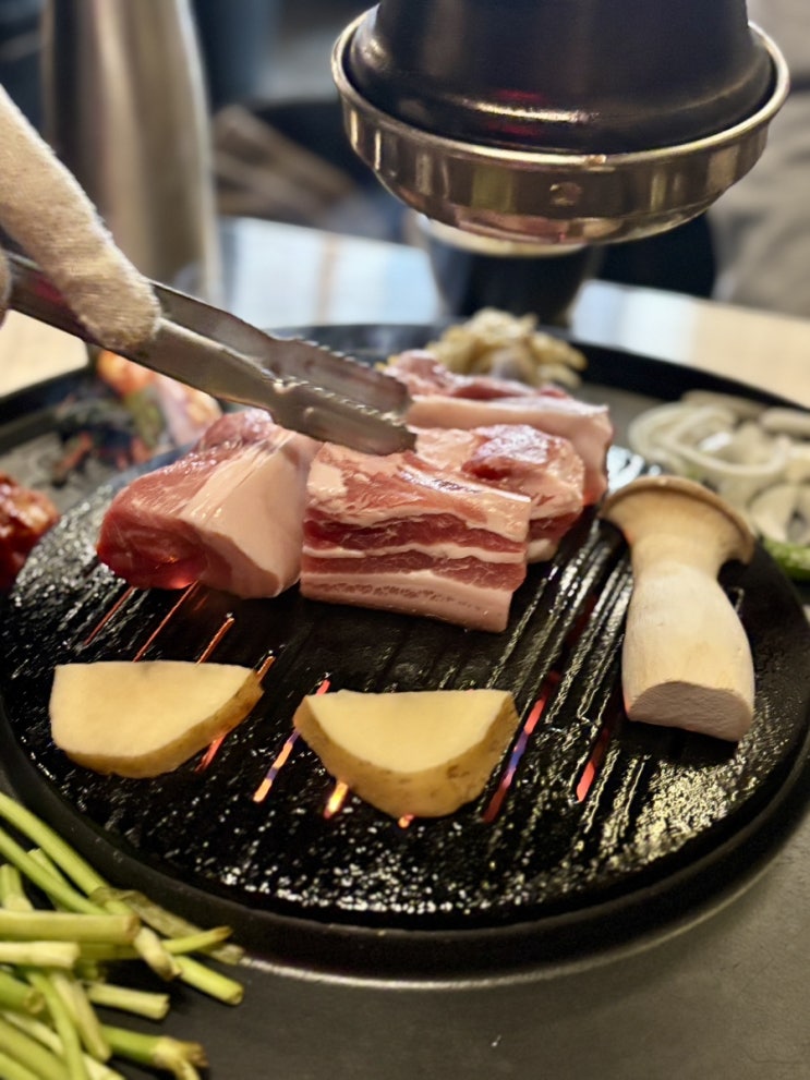  문래고기집 맛집 추천 연탄도야지 선진포크한돈