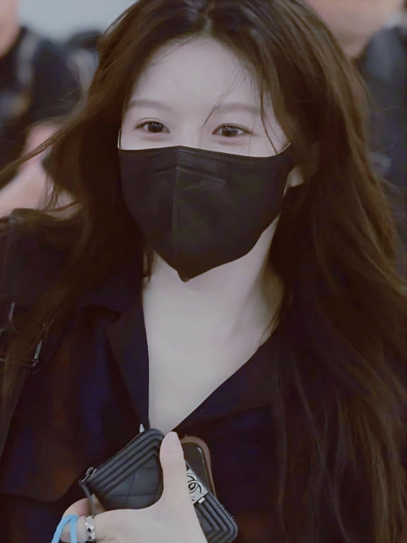 샤넬 카드지갑 여성 추천 20대 여자 명품 고윤정
