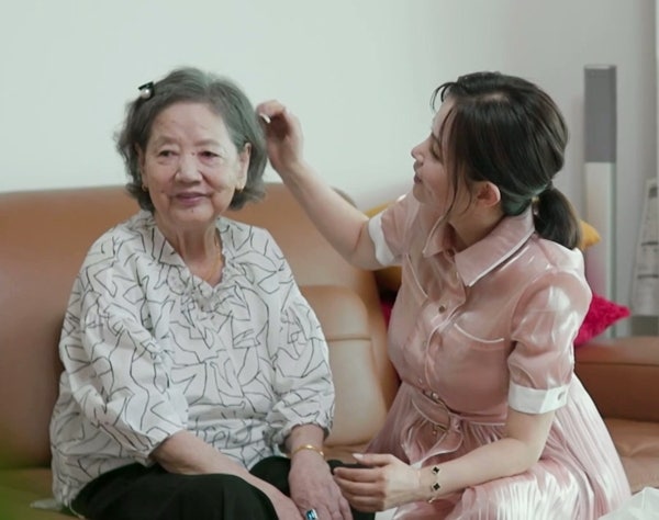 MBN <b>언포게터블 듀엣</b>, <b>장윤정</b> 미담의 주인공 가수 나미애... 