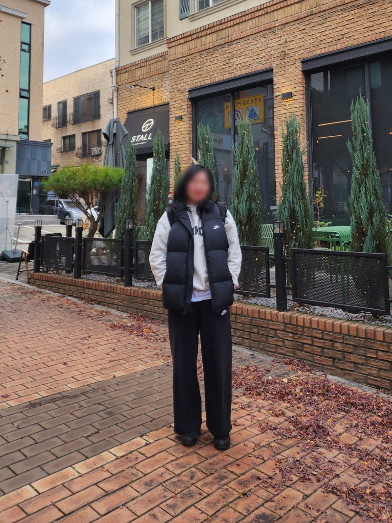나이키 조끼 패딩 사이즈 실패한 후기 ..크게입지말자..