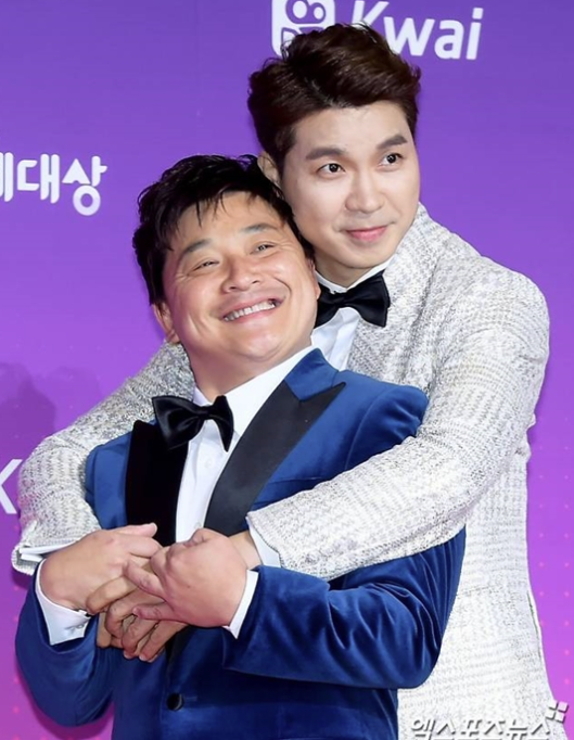   박수홍·윤정수 또다시 불화설? 윤정수 결혼식에 박수홍이 불참한 숨겨진 이유와 해명