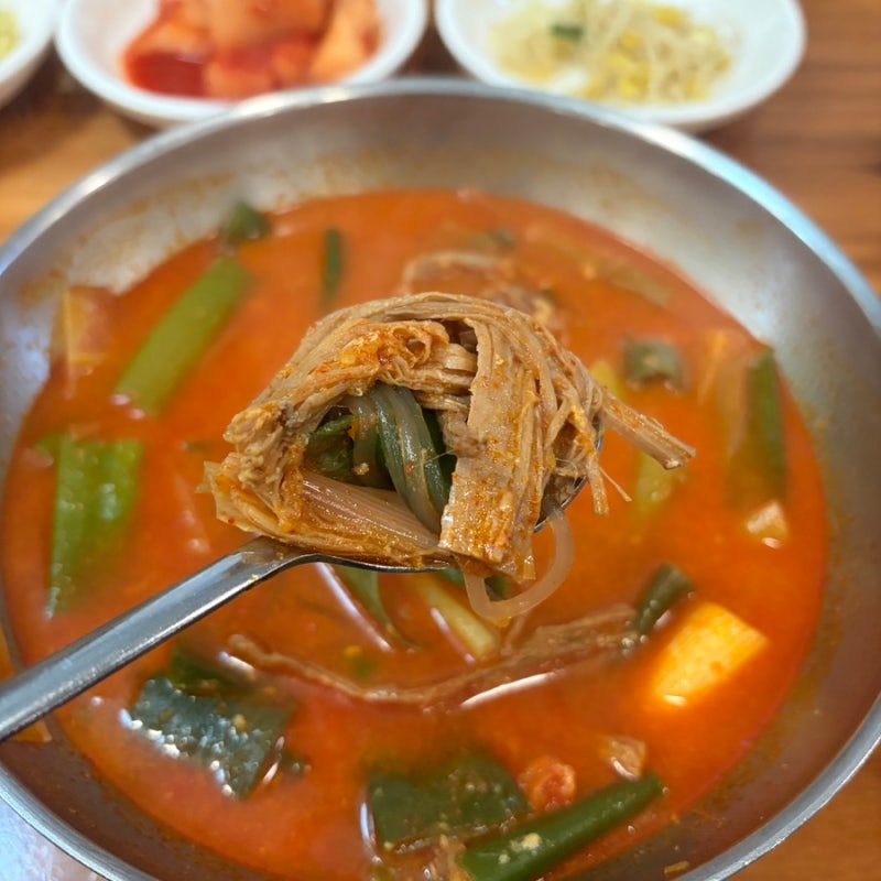 여수 신기동 '이화수육개장' 파가 가득한 육개장 맛집