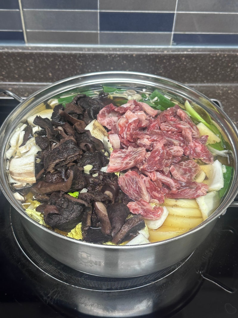 능이버섯전골 레시피 소고기 버전 전골 만들기