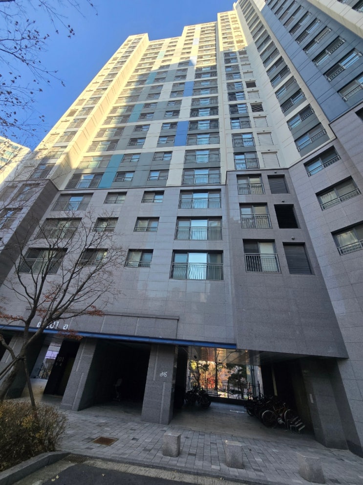  용인시 수지구 상현동(만현로) 더샵수지포레아파트 101동 양변기 부속교체 작업 입니다.