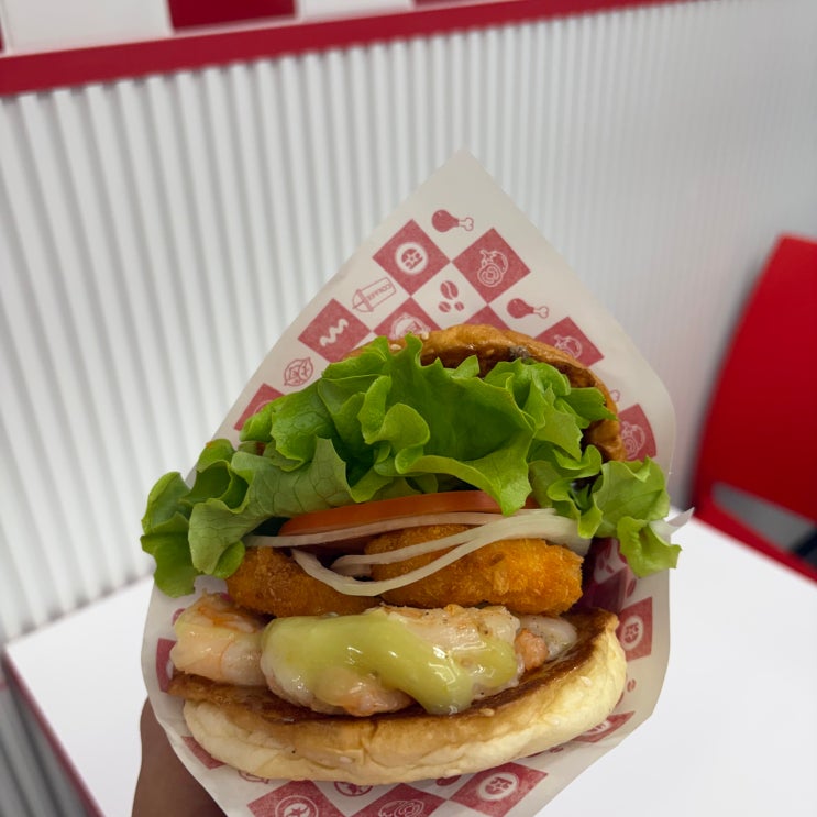  강남역수제버거 / 주문즉시 만들어지는 가성비 좋은 수제버거맛집 [ 왓더버거 강남역삼점 ]