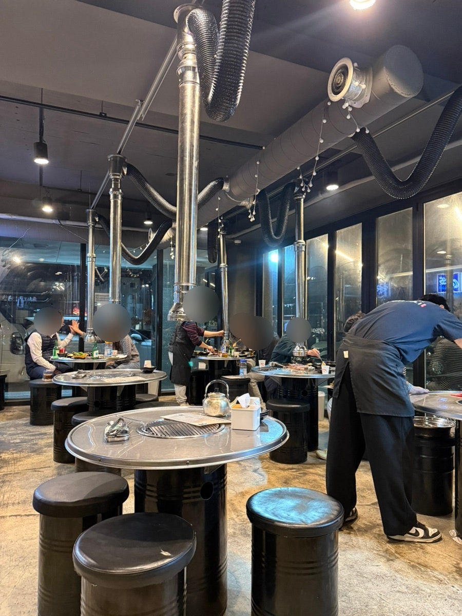 인생돼지 다산법조단지점 사진 4