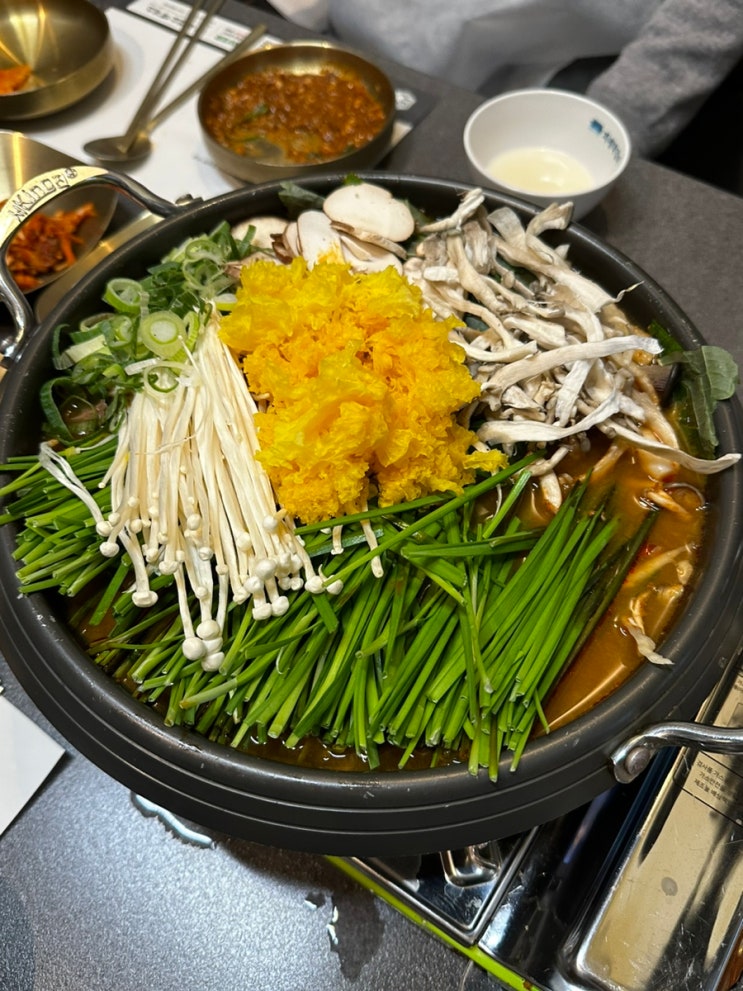  국회의사당역 맛집 향촌흑염소 여의도 룸식당 내돈내산