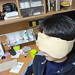 눈 피로를 싹 풀어주는 무선 온열안대 비타그램 사용기