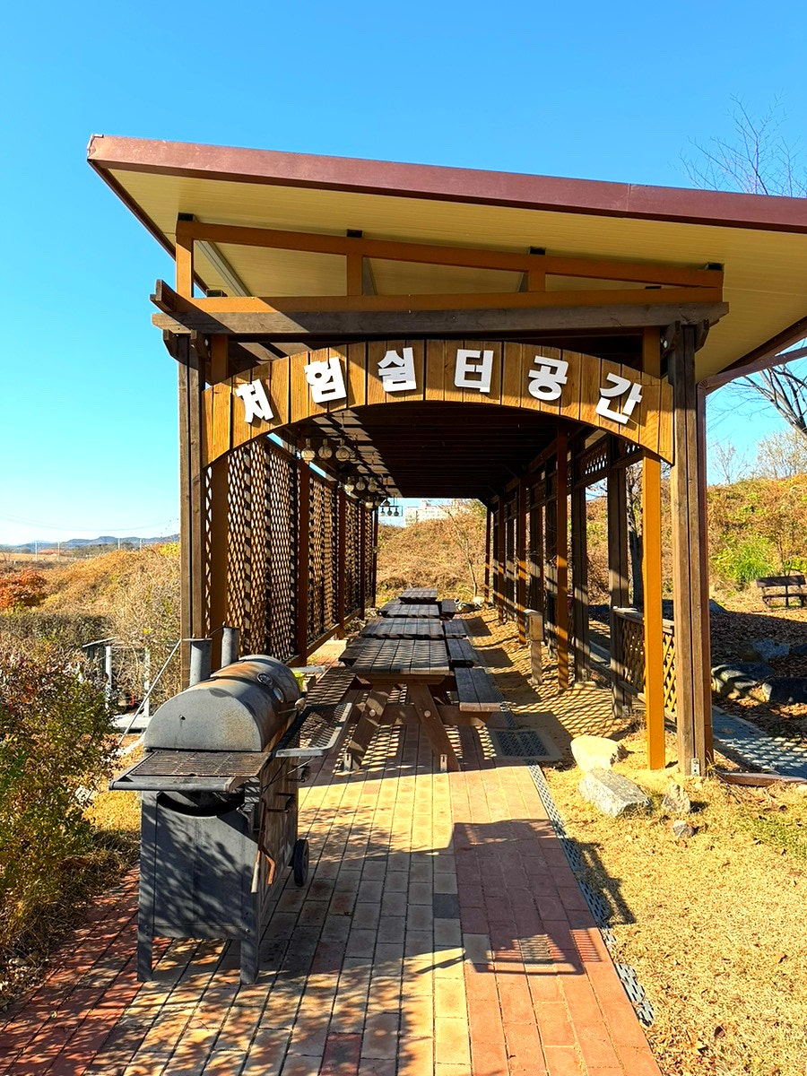 둥구나무쉼터 사진 5