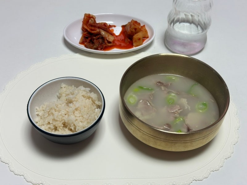 식탁의 퀄리티를 높이고 싶다면.... 루오레이스 실리콘 식탁매트 !️