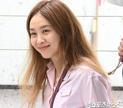   '검찰 송치' 옥주현, 미등록 기획사 운영 혐의에 대해 입 열었어요! “직원 실수로 절차 누락”