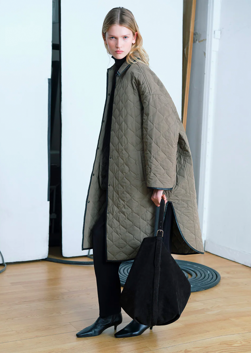 001-881 • 토템 코쿤 퀼팅 코트  아울렛 특가로 만나요! TOTEME Quilted Cocoon Coat ⚡ 비더셀 구매대....