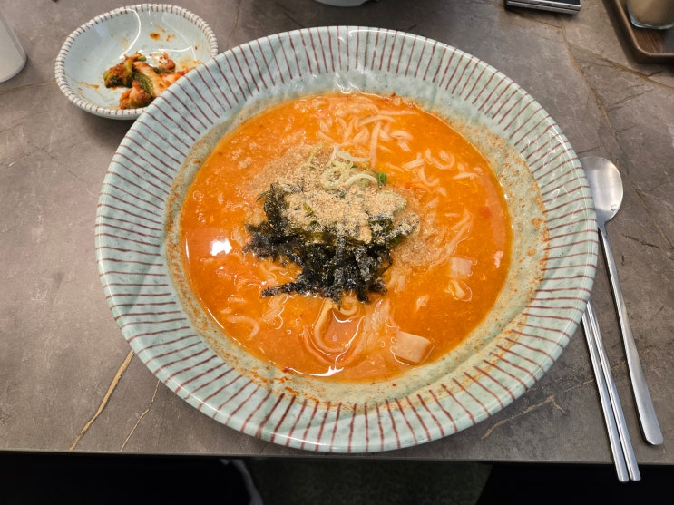  [춘천 석사동] 메가박스에서 영화보기 전 식사하기 좋은 칼국수 맛집 <선비칼국수 춘천엔타점>