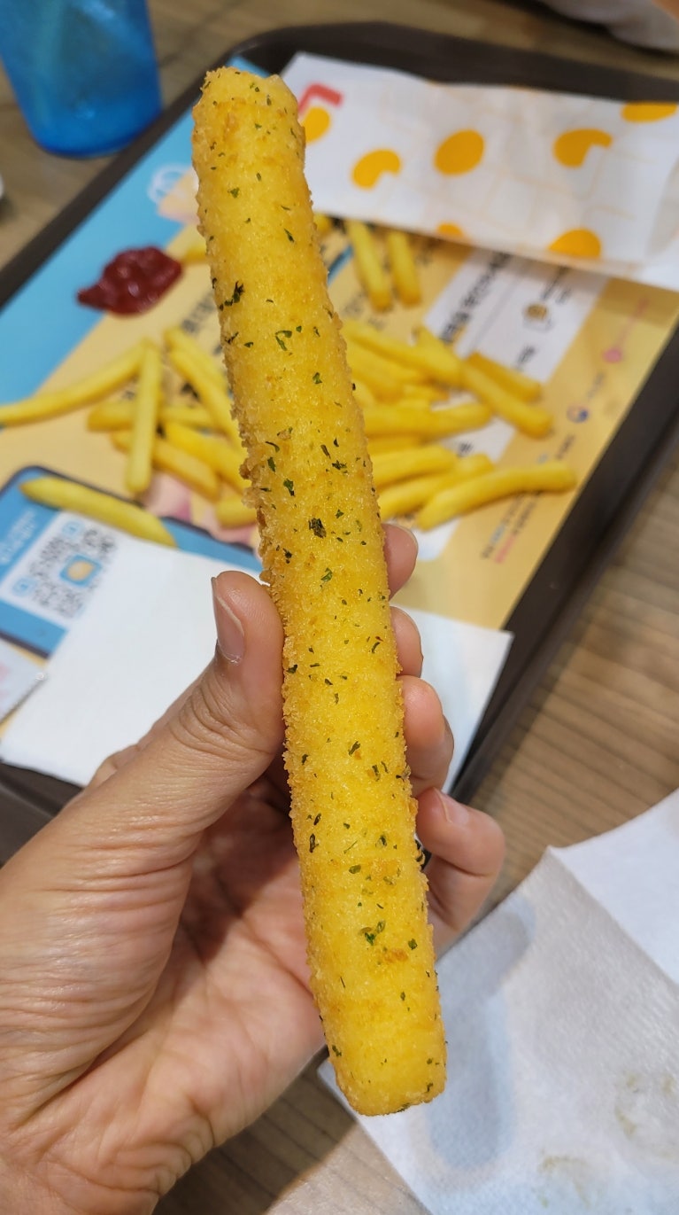 롯데리아 광주동강대점 사진 6