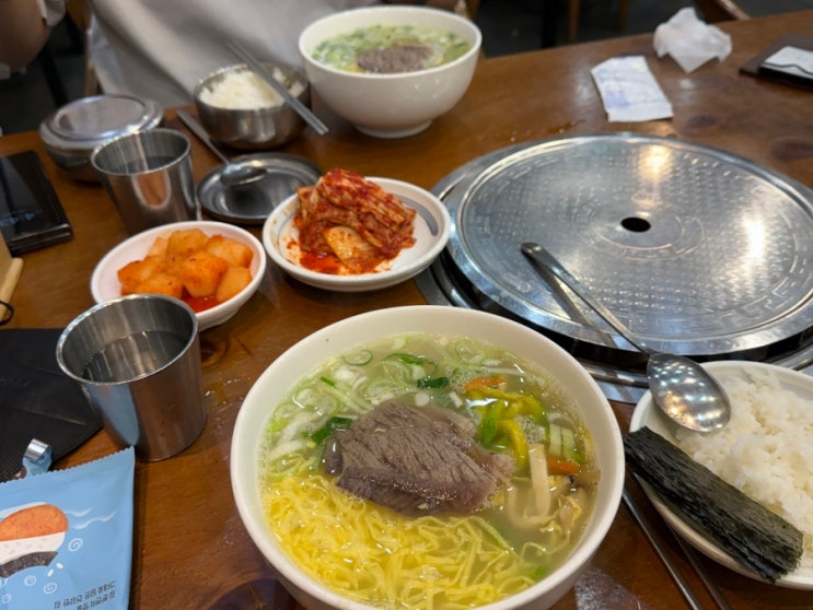  롯데타워몰 곰국시집 | 따뜻한 곰국수로 속 든든한 한끼 먹고 왔어요 |  (아기의자 있음)