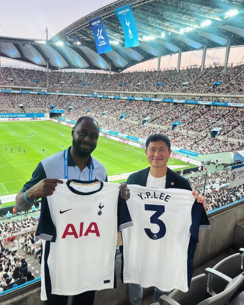 이영표 프로필 나이 키 가족 토트넘 축구선수 기록 초롱이에서 초롱도사로, 전설의 레프트백....