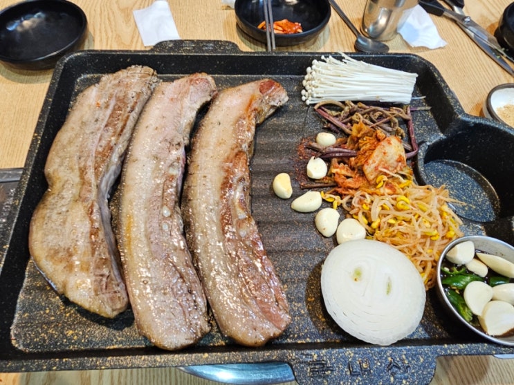  [광주/화정동] 화정동 삼겹살 맛집 김치가 특히 맛있는 24시간 식당 도야지한마리