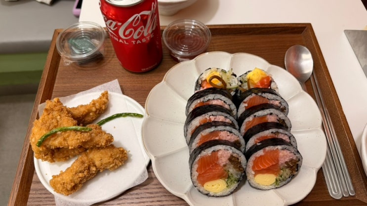  성수동에서 즐기는 프리미엄 김밥 [이오김밥 서울숲점]