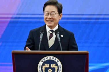 바꿨다”…이재명 <b>대통령</b>, 12월 3일을 ‘<b>국민주권의 날</b>’로... 