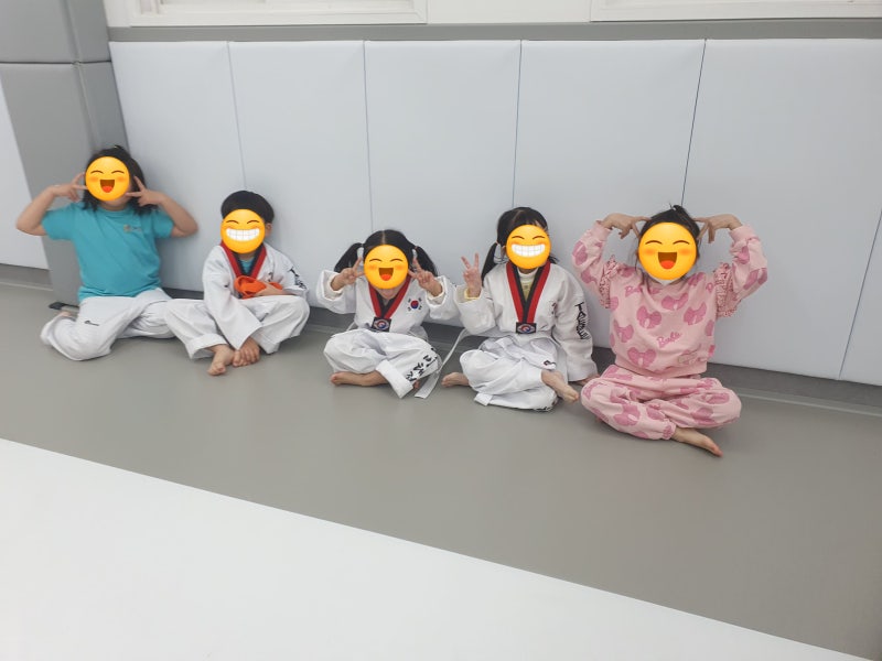 ⭐ 태비 유치부의 힘찬도약 이제 시작이야~ ⭐“기본기는 태권도로, 성장은 줄넘기로, 하루....