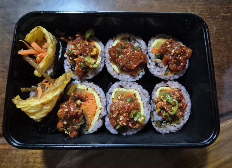  목동 김밥 맛집 <소담>...매콤한 낙지 탕탕이젓갈 김밥 후기